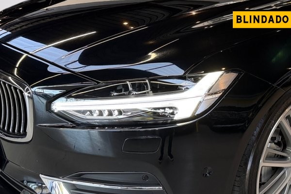 VOLVO S90 2.0 T8 RECHARGE INSCRIPTION AWD GEARTRONIC 2019/2019